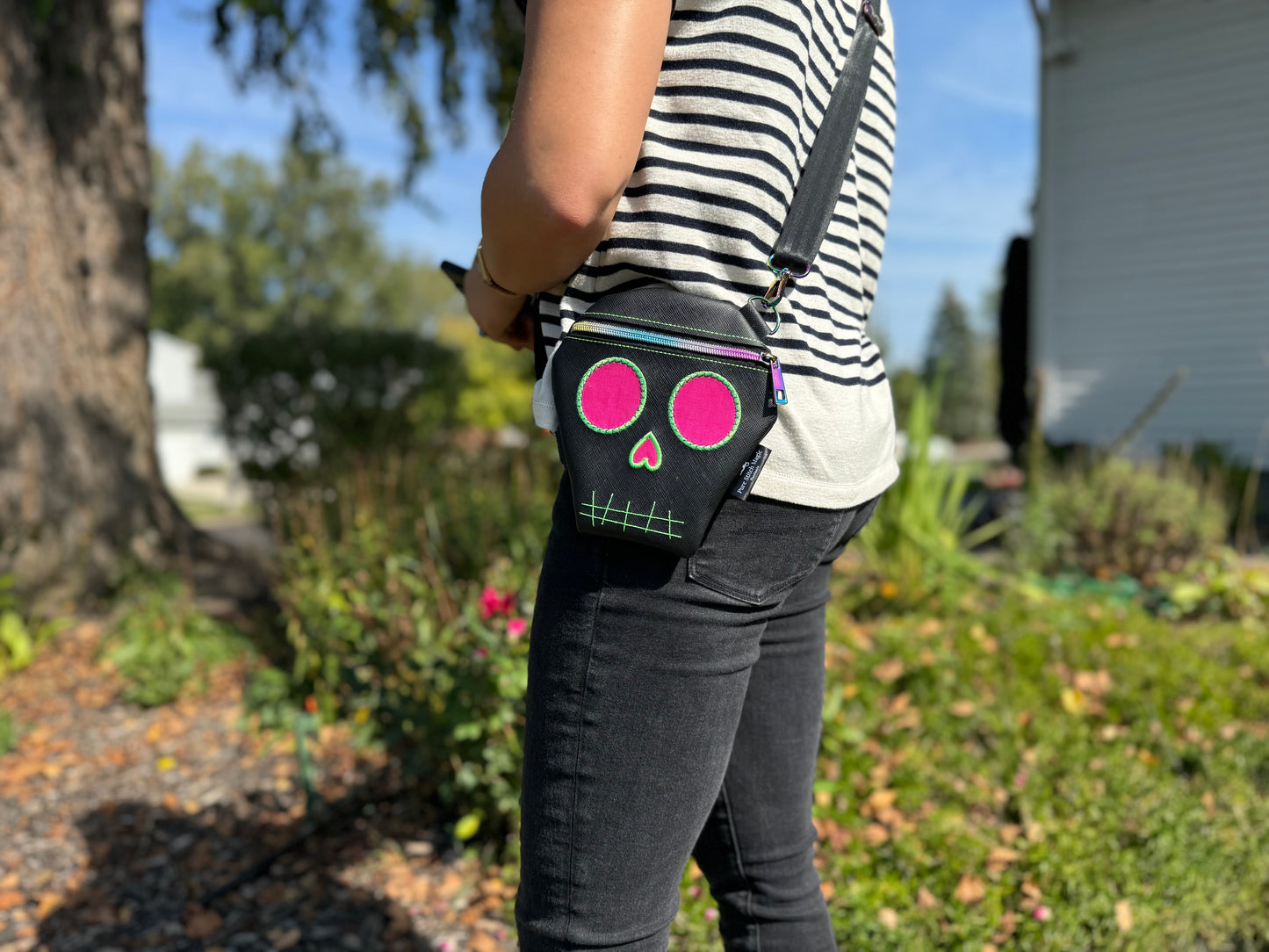 Embroidered Skull Crossbody Bag Black