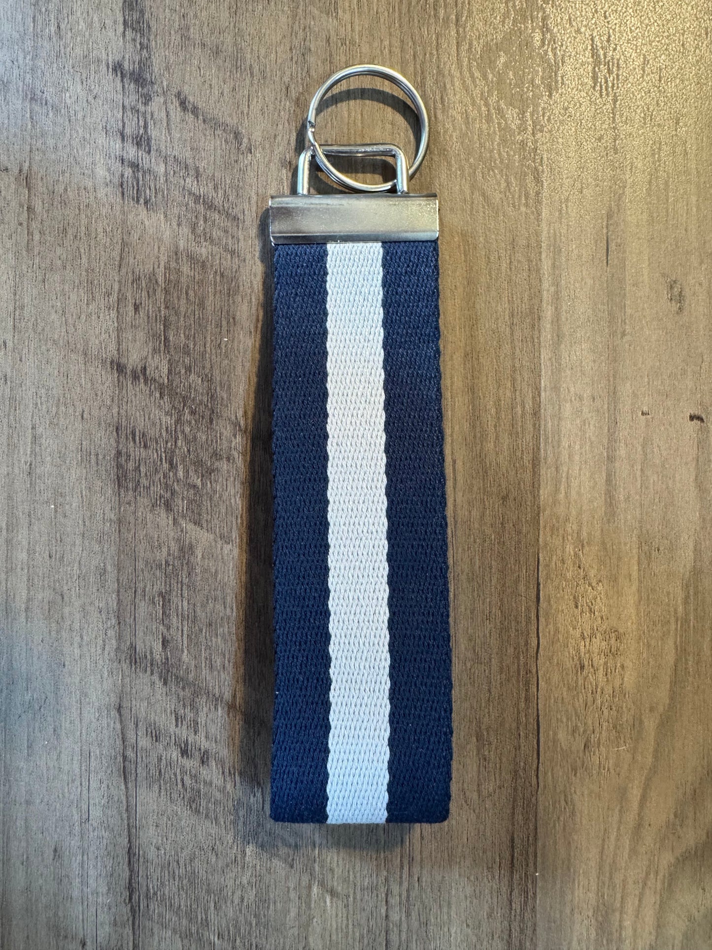 Wristlet Keychain – Navy Stripe 6"