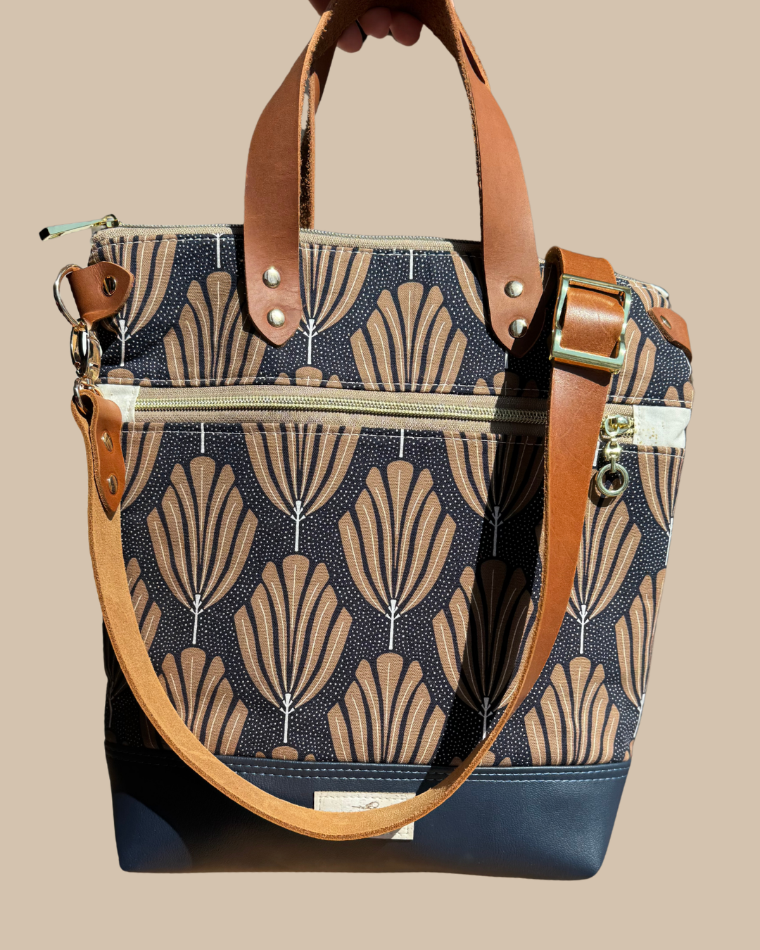 Aberdeen Tote – Art Deco Leaf in Brown & Navy
