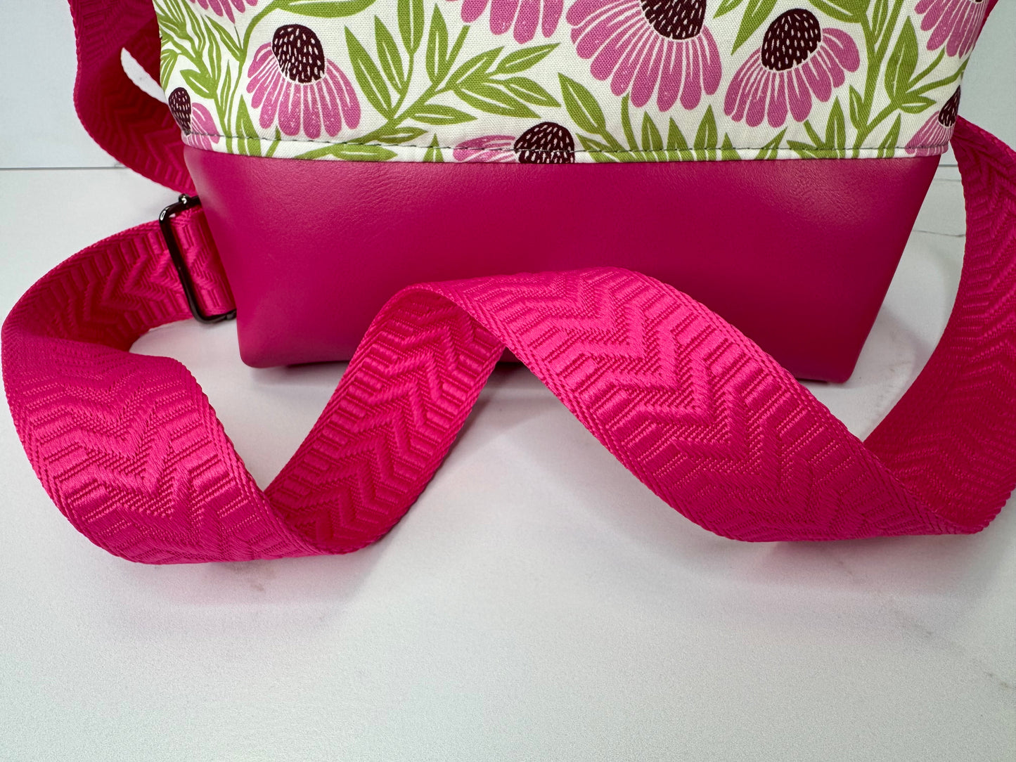 Willow Crossbody - Pink Coneflowers