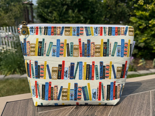 Willow Pouch - Cream Classic Library Large Zipper Bag