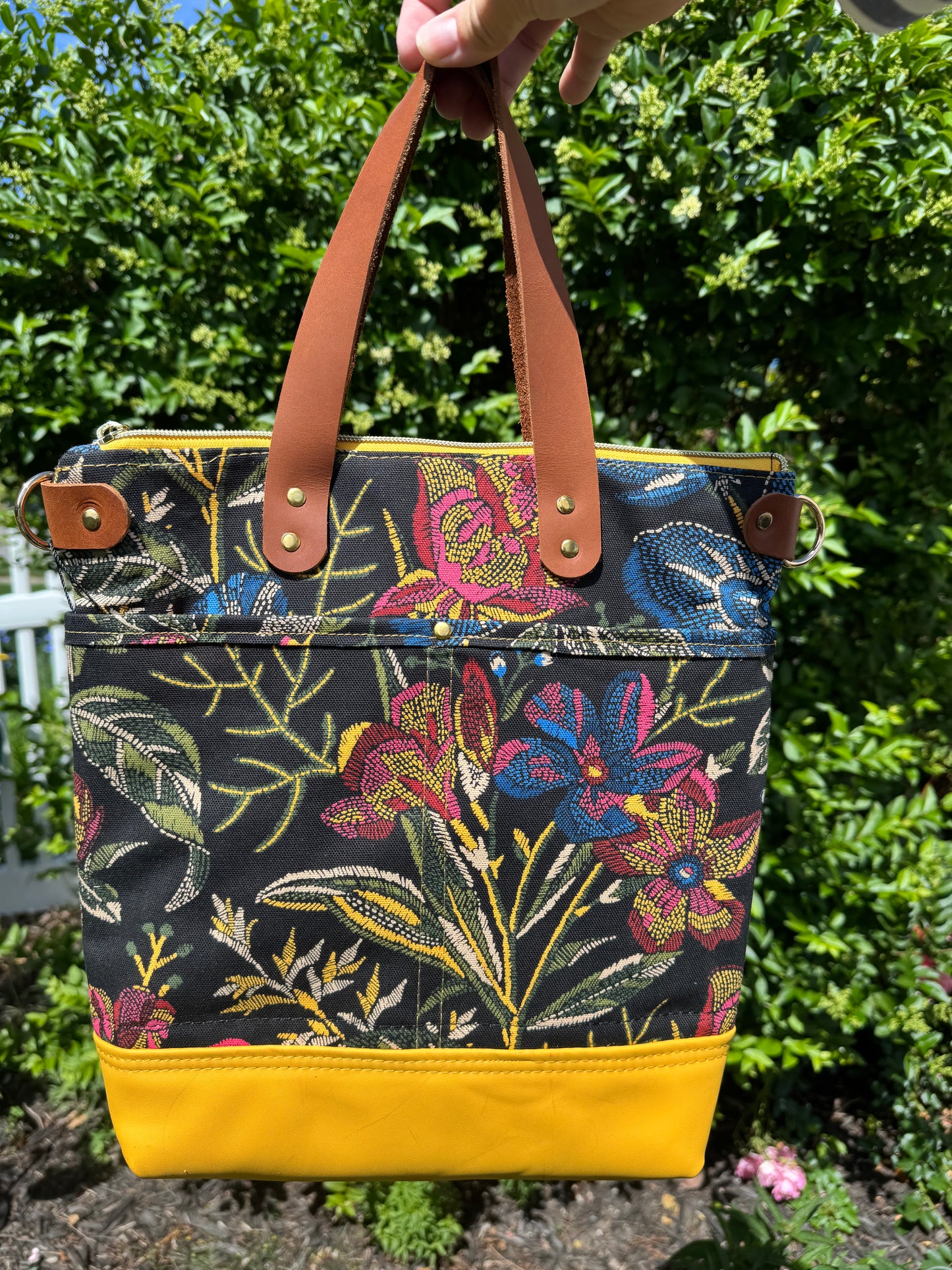 Aberdeen Tote- Embroidered Flowers Smooth Vinyl (Cosmetic Damage- Reduced Price)