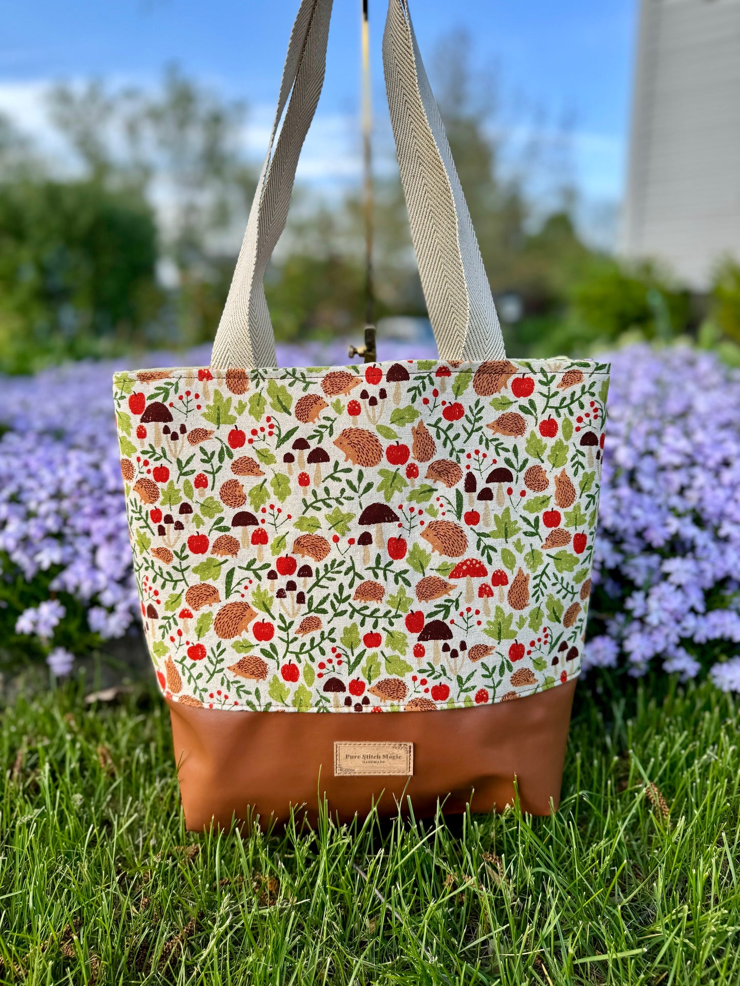 Tuesday Tote- Hedgehogs