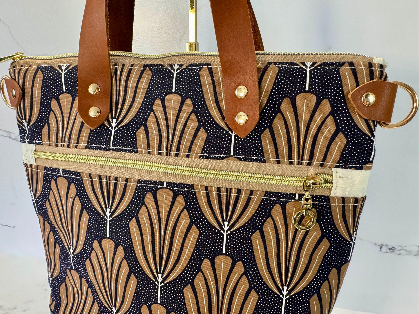 Aberdeen Tote – Art Deco Leaf in Brown & Navy